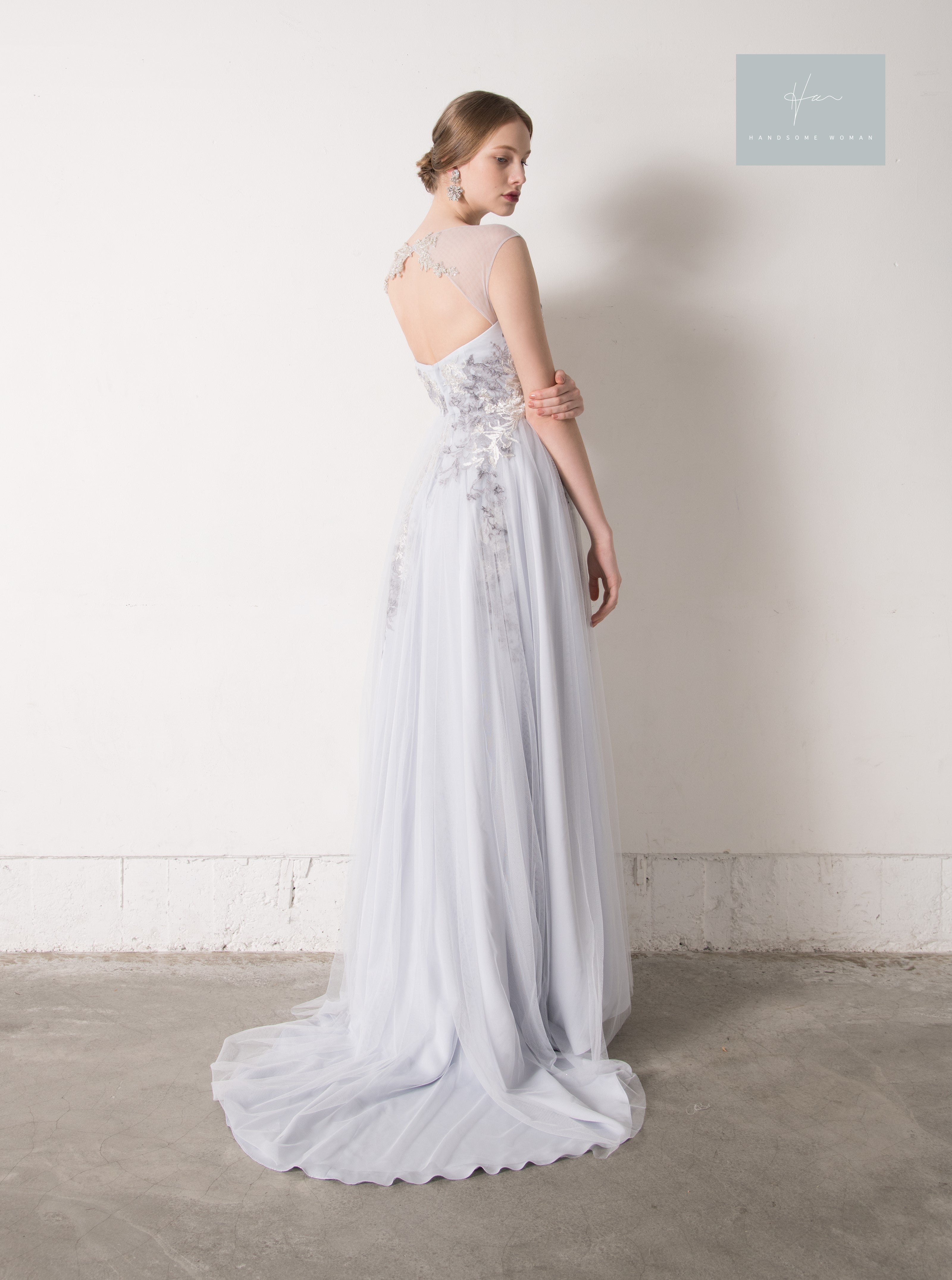 DE LEVU 白ドレス SL21302｜LaVenie Collection ウェディングドレス｜ウェディング