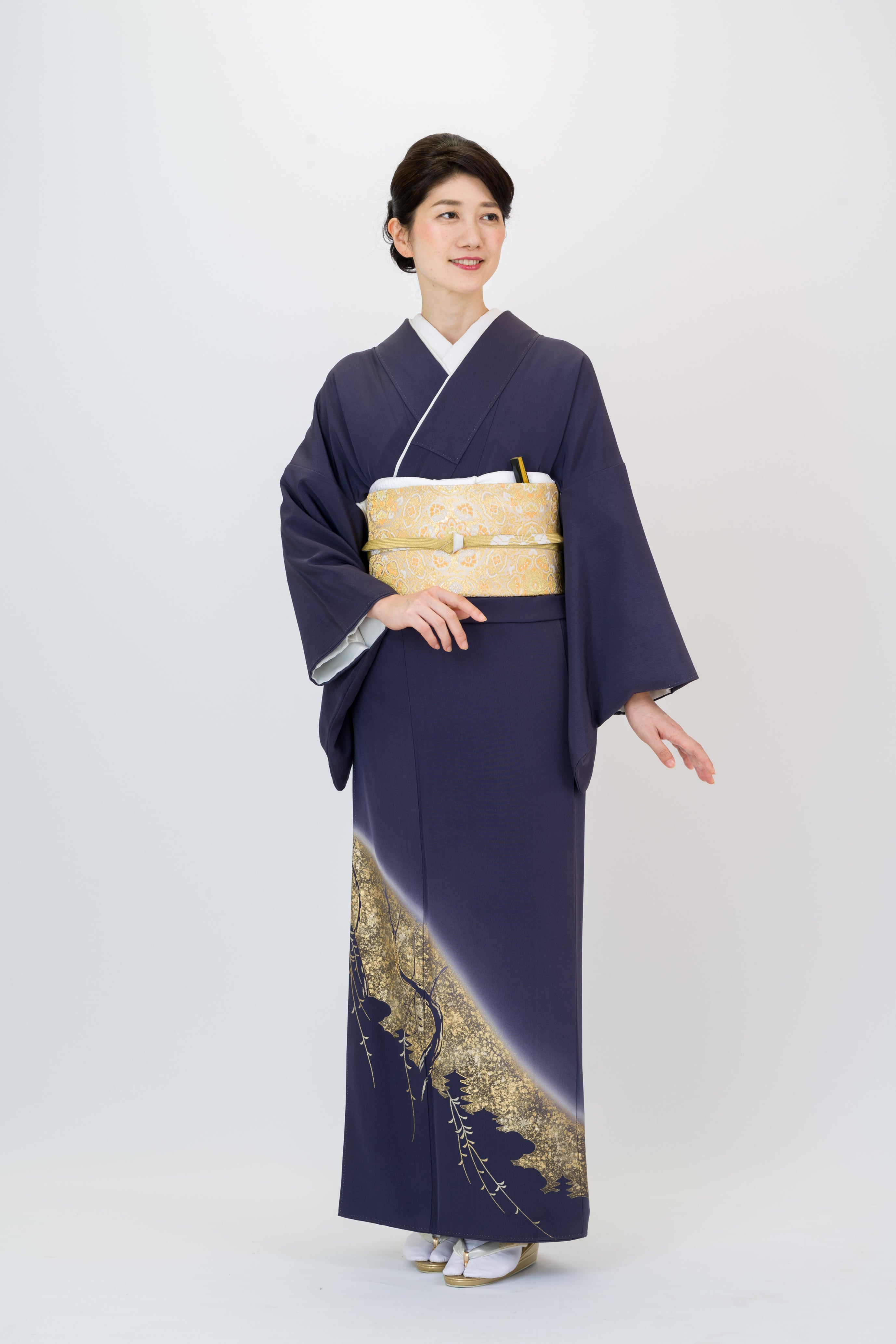 商談中⭐柳と燕⭐色留袖⭐袖丈長め 3705 色留袖 京柳（紺）